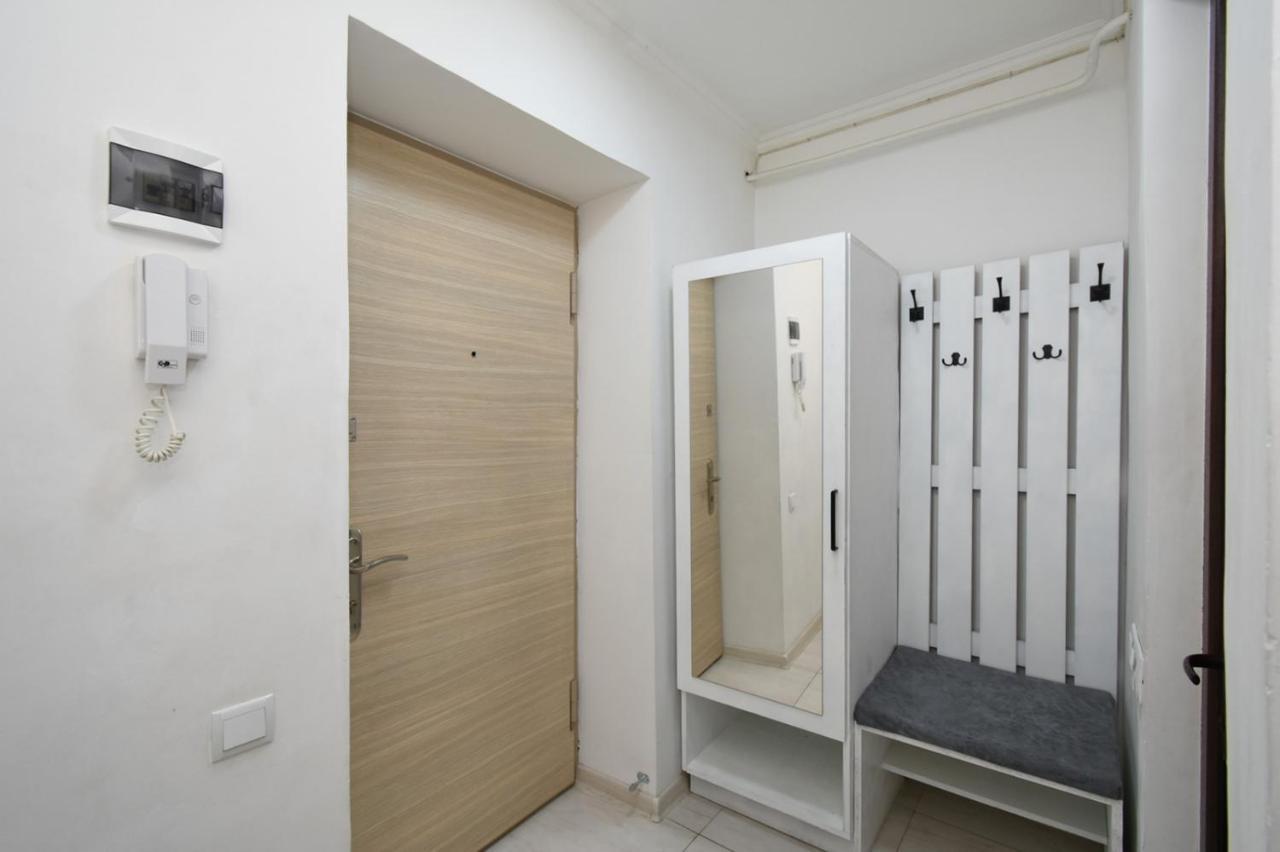 Cozy Apartment Near To The Metro H Kochar 19 Jerevan Eksteriør bilde